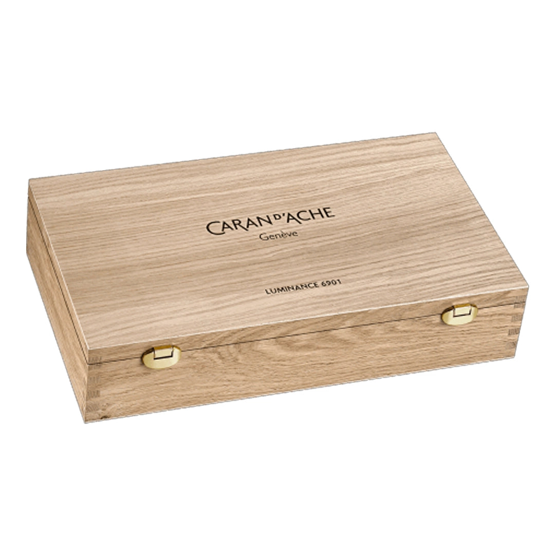 Caran d'Ache LUMINANCE spalvotų pieštukų rinkinys medinėje dėžutėje, 100 vnt. + 2 pieštukai maišymui