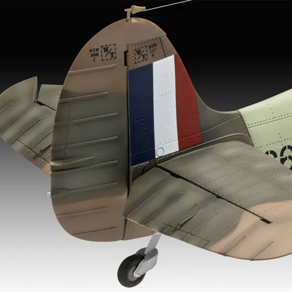 Revell Spitfire Mk.II Aces High Iron Maiden surenkamo modelio dovanų rinkinys, 1:32