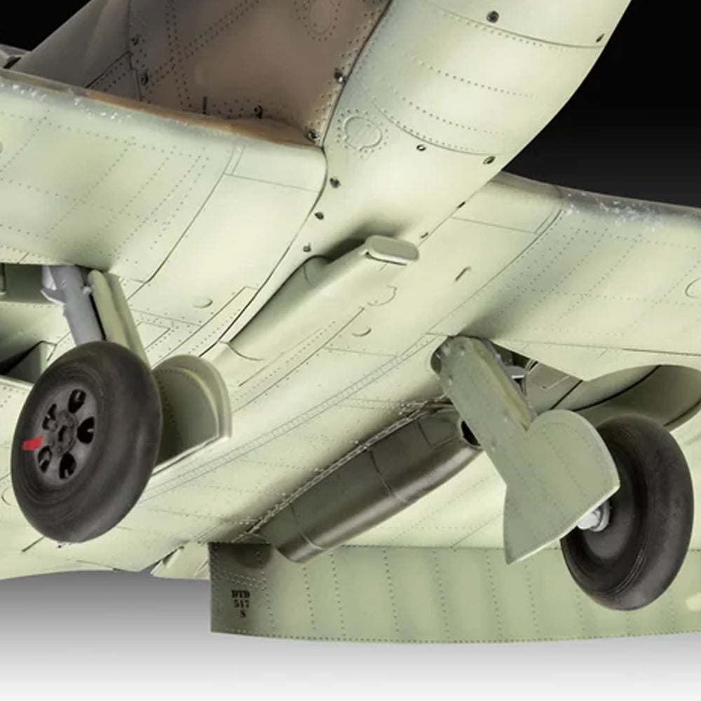 Revell Spitfire Mk.II Aces High Iron Maiden surenkamo modelio dovanų rinkinys, 1:32
