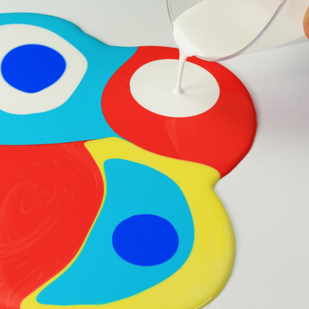 Golden matinis mediumas liejimo (Pouring) technikai