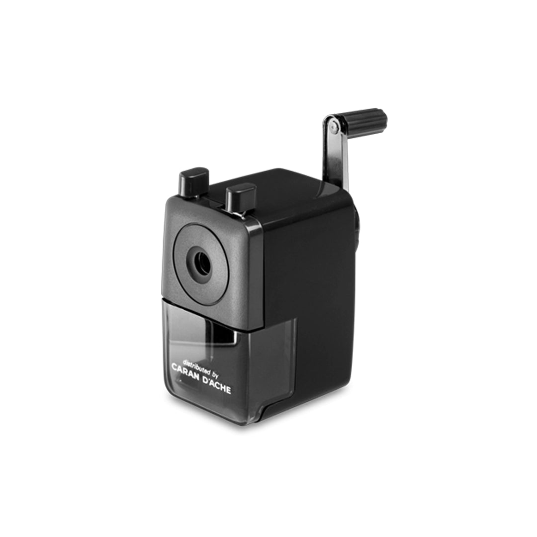 Caran d'Ache plastikinis stalinis drožtukas pieštukams