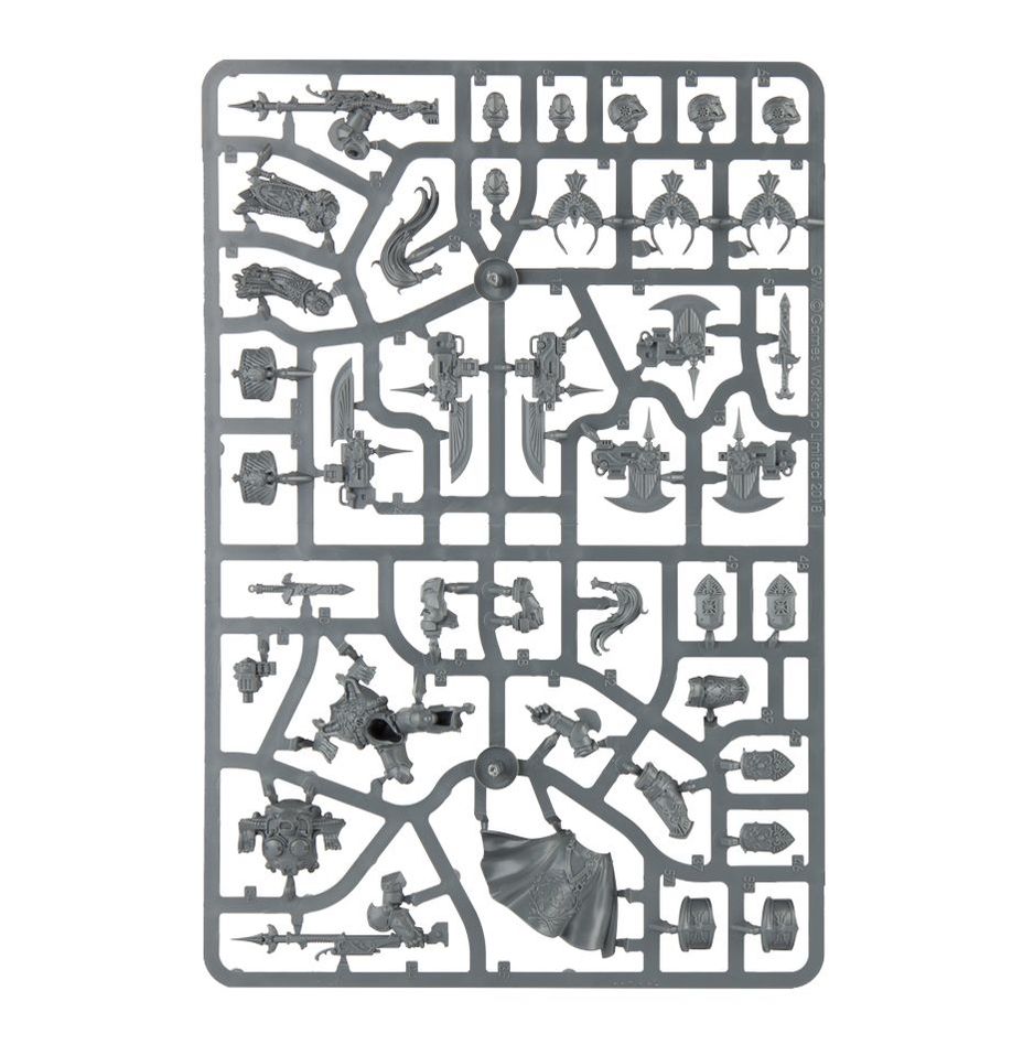 Warhammer 40,000 Adeptus Custodes: Allarus Custodians miniatiūrų surinkimo rinkinys