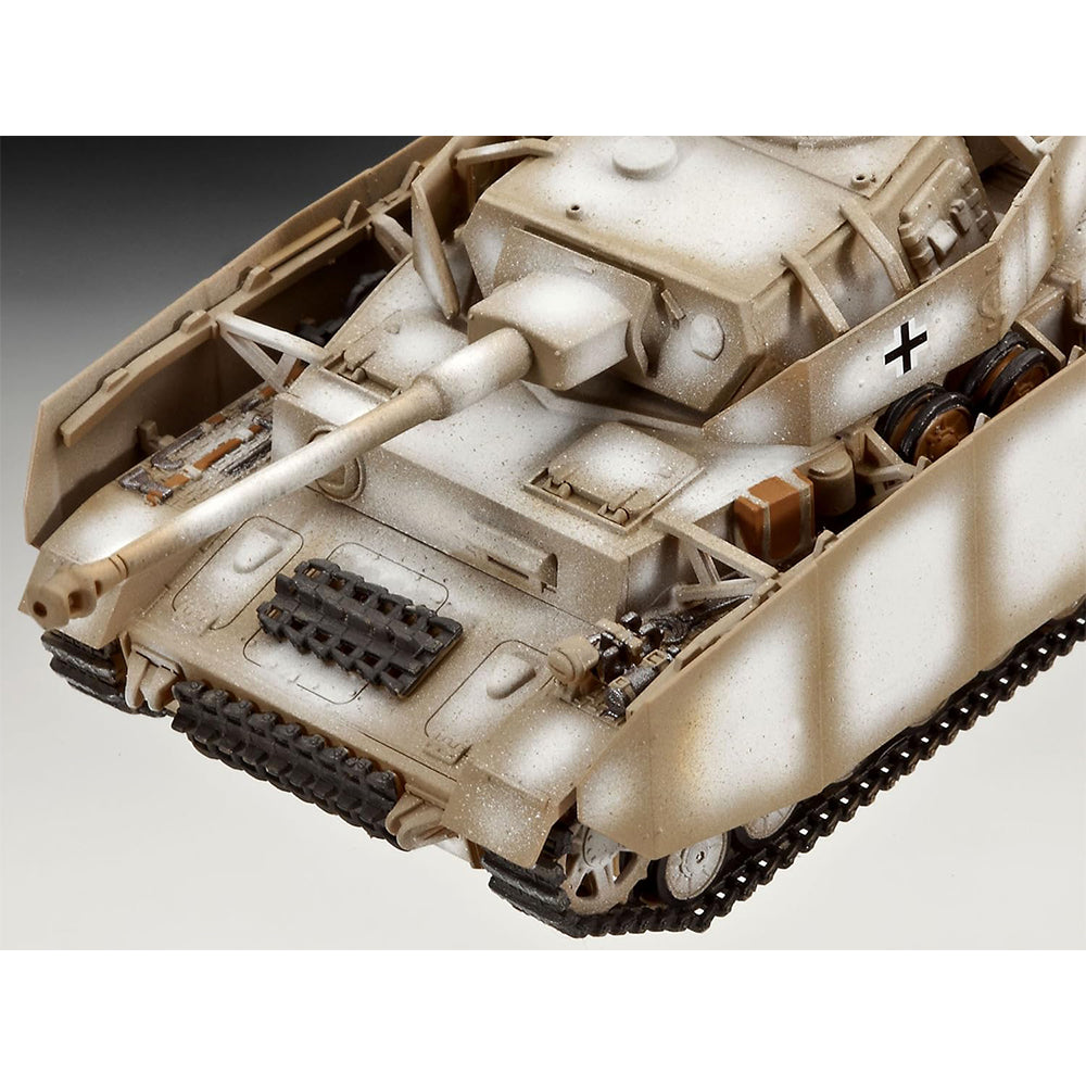 Revell The Panzerkampfwagen IV Ausf.H Model Kit, 1:72