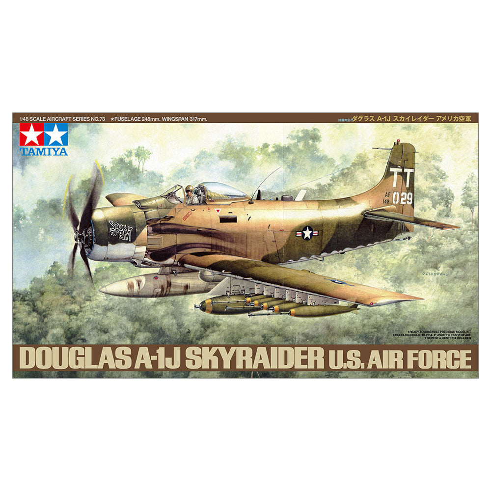 Tamiya Douglas A-1J Skyraider USAF surenkamas modelis, 1:48