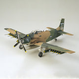Tamiya Douglas A-1J Skyraider USAF surenkamas modelis, 1:48